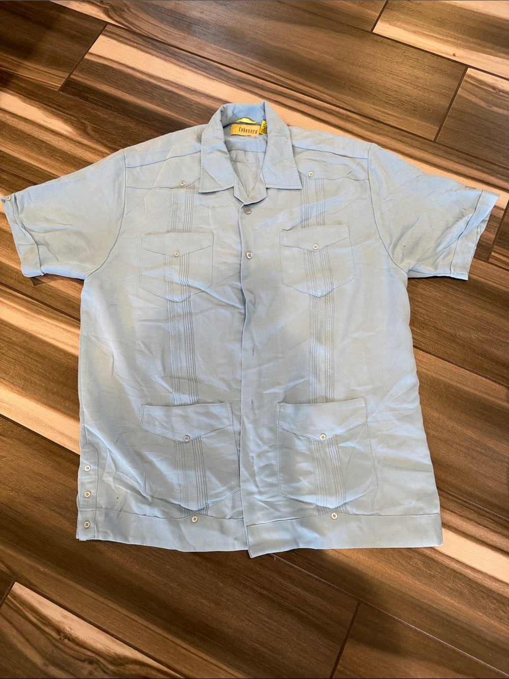 Cubavera Light Blue Short-Sleeve Guayabera Button-Down Shirt